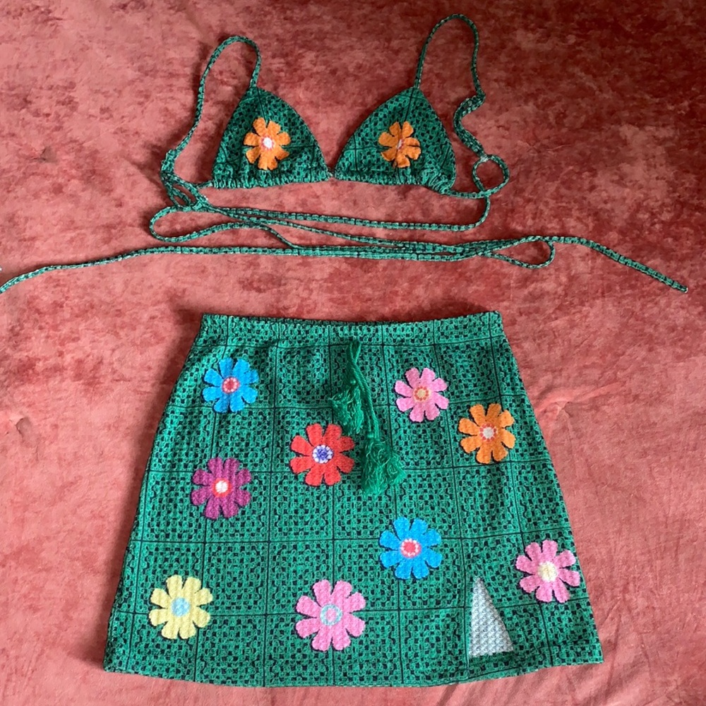 SHEIN two piece set - Picture 2 of 4